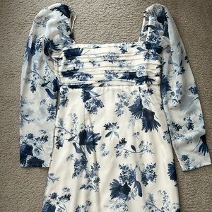 Brand new women’s dress